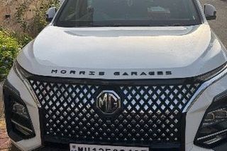Used MG Hector Plus Sharp Pro 7 Str 2023-2025