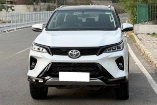 Used Toyota Fortuner Legender 4x2 AT BSVI