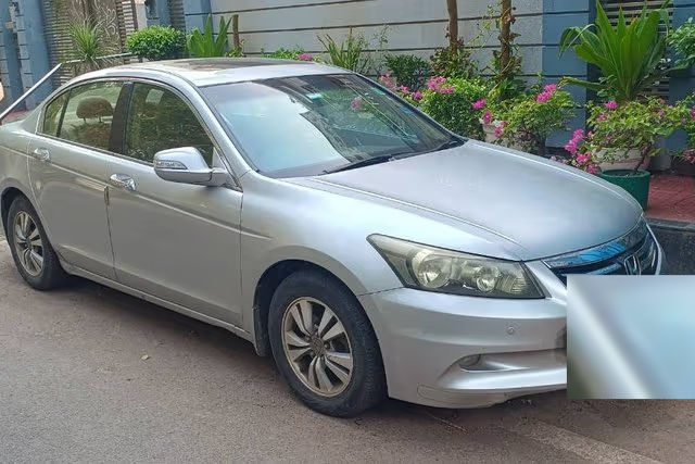 Honda New Accord 2.4 A/T Second-hand 2012 Honda New Accord 2.4 A/T for sale in New Delhi