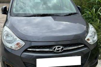 8 Used Hyundai i10