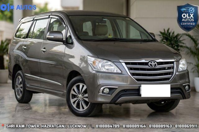 Toyota Innova 2.5 जेडएक्स डीजल 7 Seater Second-hand 2015 Toyota Innova 2.5 जेडएक्स डीजल 7 Seater for sale in Lucknow