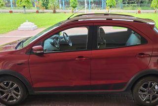 Used Ford Freestyle Titanium Petrol BSIV