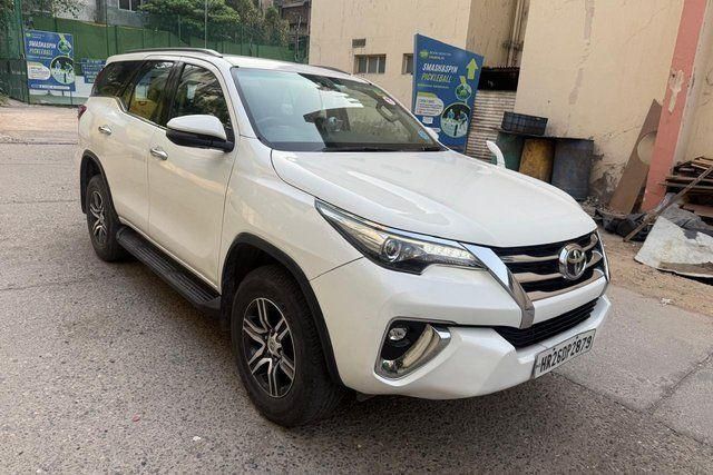 Toyota Fortuner 2.8 2WD AT BSIV Second-hand 2018 Toyota Fortuner 2.8 2WD AT BSIV for sale in New Delhi