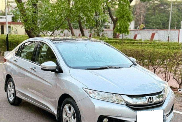 Honda City i VTEC V Second-hand 2014 Honda City i VTEC V for sale in Nashik