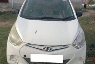 5 Used Hyundai EON in Jhunjhunu