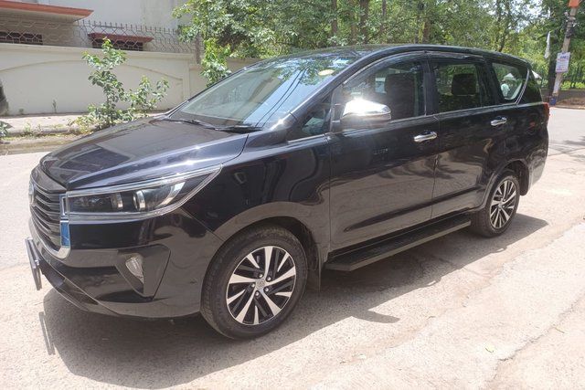Toyota Innova Crysta 2.4 ZX 7 STR AT Second-hand 2022 Toyota Innova Crysta 2.4 ZX 7 STR AT for sale in New Delhi