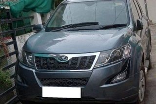 Used Mahindra XUV500 W4