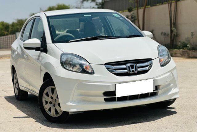 Honda Amaze S AT i-Vtech Second-hand 2015 Honda Amaze S AT i-Vtech for sale in Ahmedabad