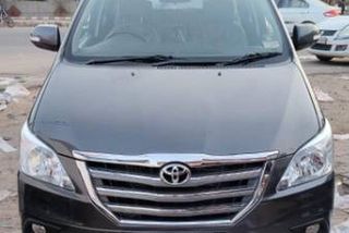 Used Toyota Innova 2.5 G (Diesel) 8 Seater