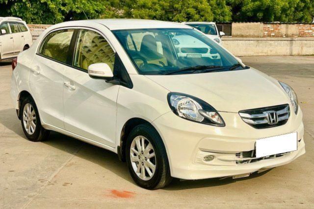 Honda Amaze VX i-DTEC Second-hand 2013 Honda Amaze VX i-DTEC for sale in Ahmedabad