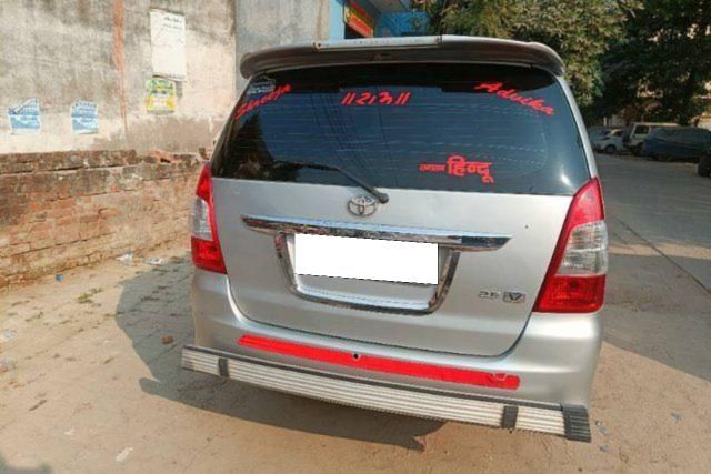 Toyota Innova 2.5 VX (Diesel) 8 Seater BS IV Second-hand 2013 Toyota Innova 2.5 VX (Diesel) 8 Seater BS IV for sale in Varanasi