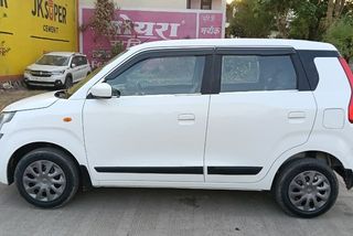 2 Used Maruti Wagon R in Dewas