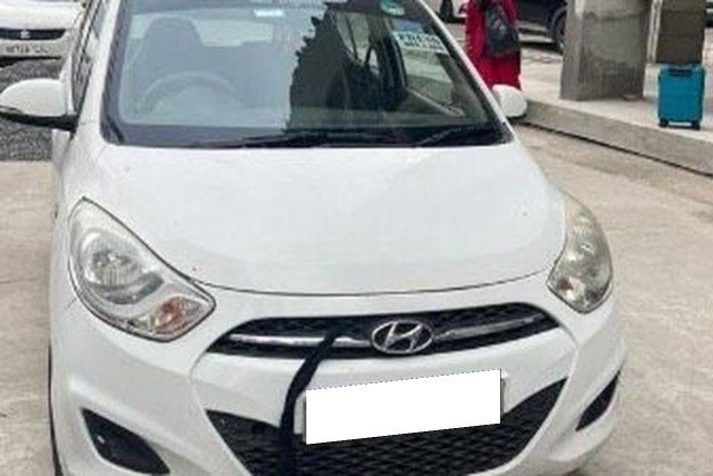 Second-hand 2012 Hyundai i10 Magna for sale in Ghaziabad