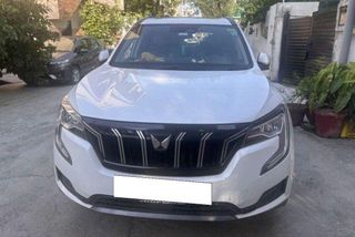 Used Mahindra XUV700 AX7 6 Str Diesel AT