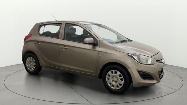 Second-hand 2013 Hyundai i20 Magna for sale in Hyderabad