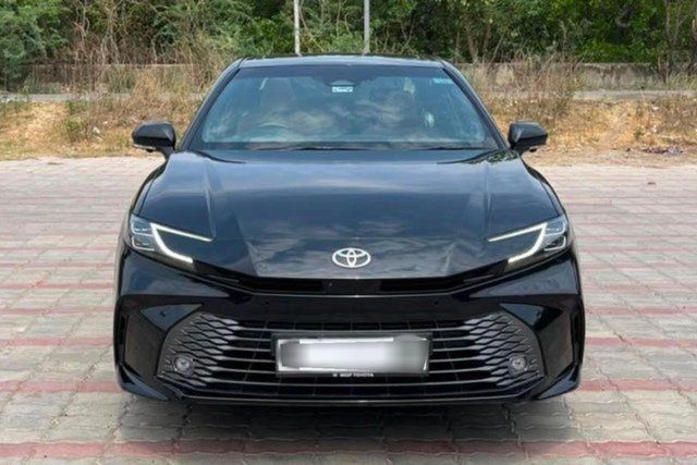 Toyota Camry Elegance Second-hand 2025 Toyota Camry Elegance for sale in New Delhi