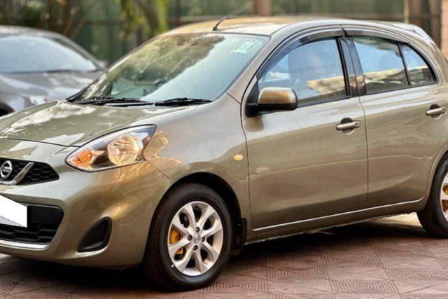 Second-hand 2013 Nissan Micra XV CVT for sale in Mumbai