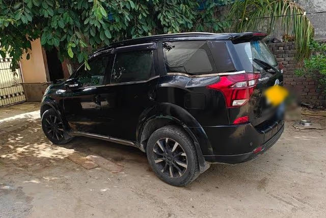 Mahindra XUV500 W11 FWD Diesel Second-hand 2018 Mahindra XUV500 W11 FWD Diesel for sale in New Delhi