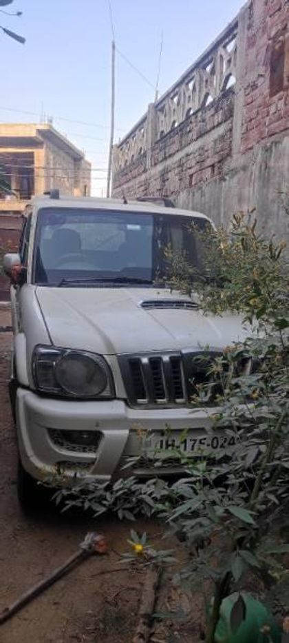 14 Used Mahindra Scorpio in Palamu
