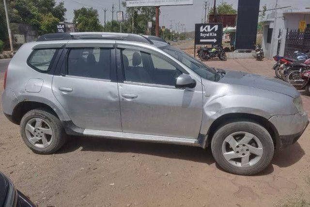 Renault Duster 110PS Diesel RxZ Second-hand 2013 Renault Duster 110PS Diesel RxZ for sale in Gwalior