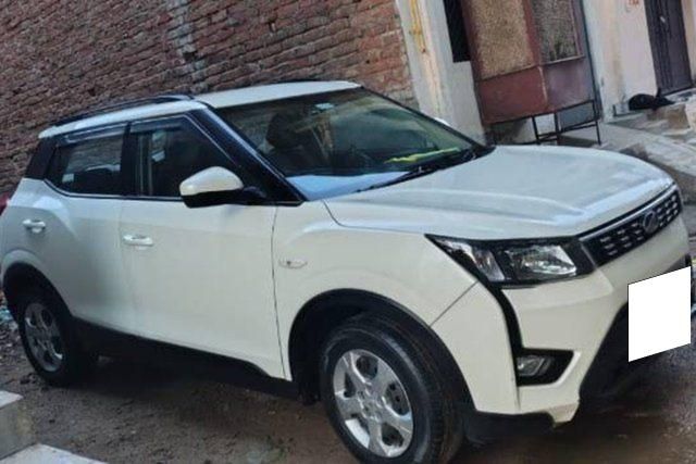 Second-hand 2019 Mahindra XUV300 W6 Diesel BSIV for sale in Kanpur