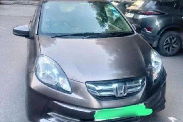 Second-hand 2015 Honda Amaze S i-Vtech for sale in Noida