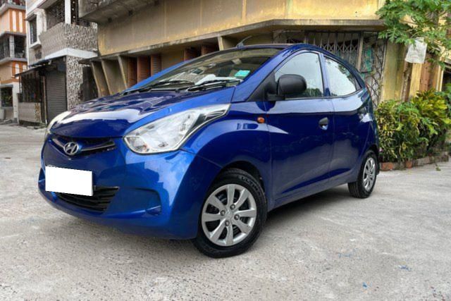 Hyundai EON Magna Plus Second-hand 2013 Hyundai EON Magna Plus for sale in Kolkata