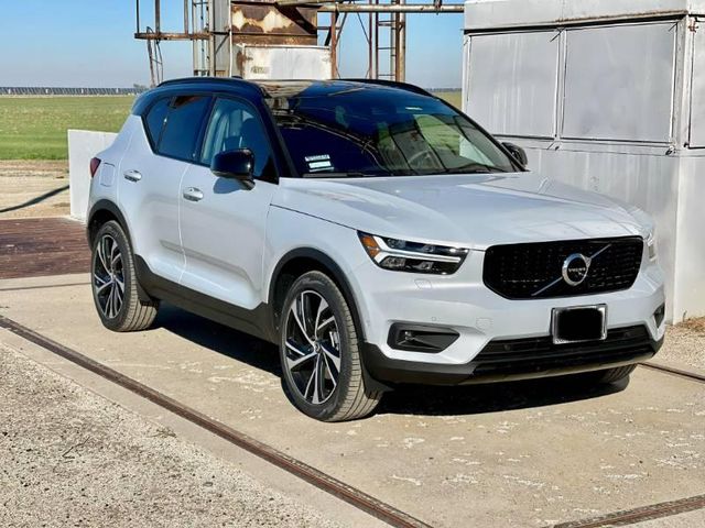 Volvo XC40 T4 R-Design Second-hand 2022 Volvo XC40 T4 R-Design for sale in New Delhi