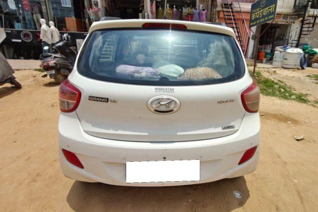 Hyundai Grand i10 CRDi Sportz Second-hand 2014 Hyundai Grand i10 CRDi Sportz for sale in Jaipur