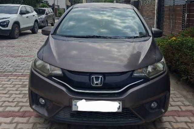 Honda Jazz 1.2 V AT i VTEC Second-hand 2015 Honda Jazz 1.2 V AT i VTEC for sale in Amritsar