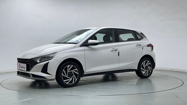 Second-hand 2024 Hyundai i20 Asta 1.2 for sale in New Delhi