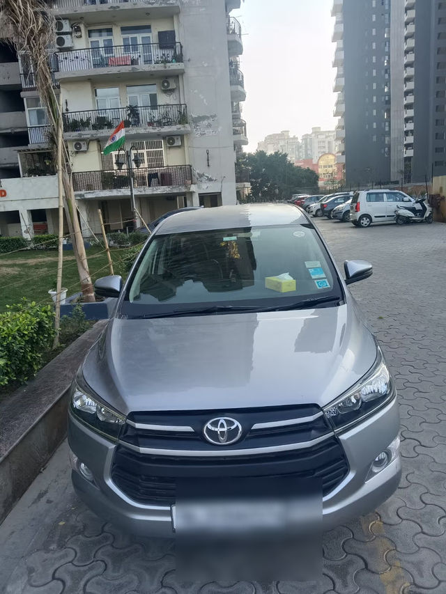 Second-hand 2019 Toyota Innova Crysta 2.4 G Plus MT BSIV for sale in New Delhi