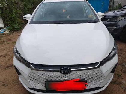 BYD E6 Electric