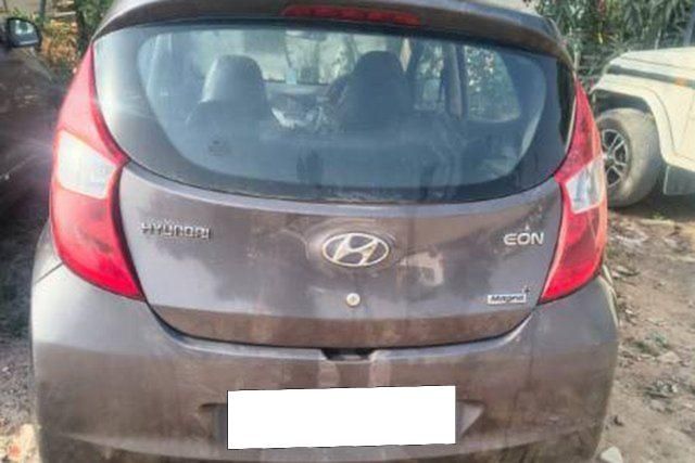 Hyundai EON Magna Plus Second-hand 2016 Hyundai EON Magna Plus for sale in Chandigarh