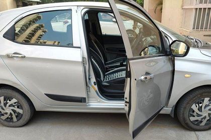 41 Used Tata Tiago in Noida
