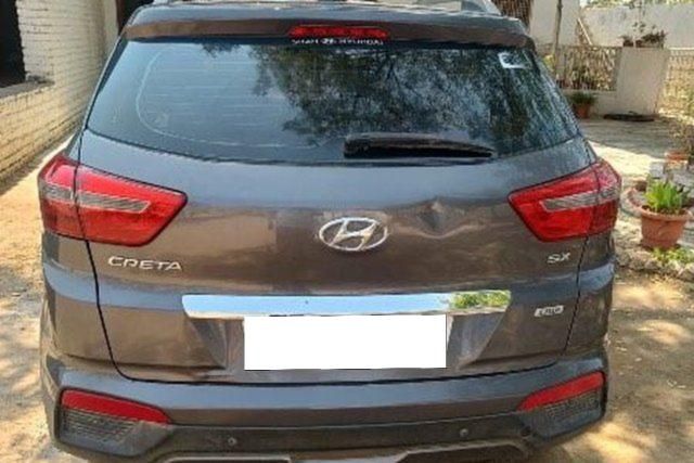 Hyundai Creta 1.6 CRDi SX Option Second-hand 2017 Hyundai Creta 1.6 CRDi SX Option for sale in Gulbarga