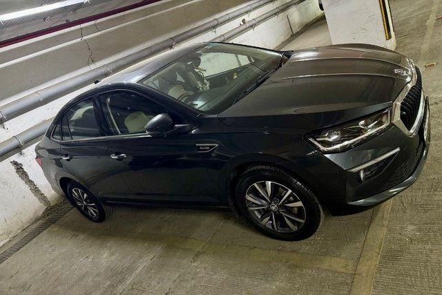 Second-hand 2023 Skoda Slavia 1.0 TSI Style AT for sale in Thane