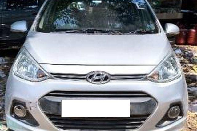 Second-hand 2015 Hyundai Grand i10 Sportz for sale in New Delhi