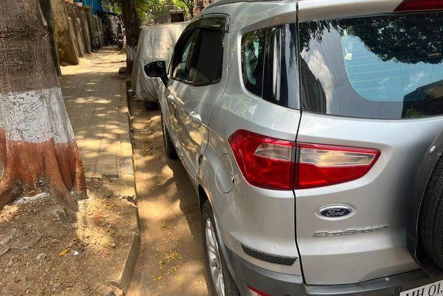 Ford Ecosport 1.5 Ti VCT AT Titanium Second-hand 2015 Ford Ecosport 1.5 Ti VCT AT Titanium for sale in Mumbai