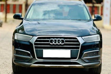 2018 Audi Q3 30 TDI Premium FWD