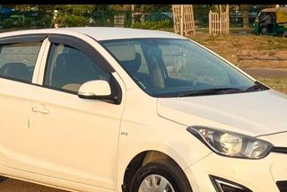Used Hyundai i20 in Panchkula - 7 Second Hand Hyundai i20 for Sale