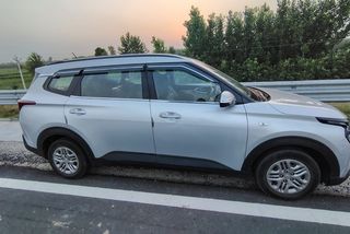 Used Kia Carens Premium BSVI