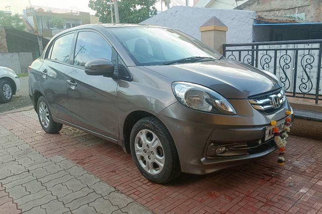 Honda Amaze VX i-DTEC Second-hand 2015 Honda Amaze VX i-DTEC for sale in Belgaum
