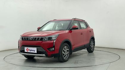 2022 Mahindra XUV300 W8 Opt AMT