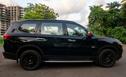 Used Black Storm 4x4 7Str