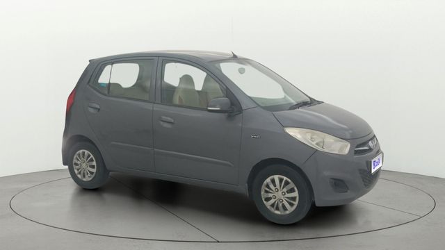 Second-hand 2013 Hyundai i10 Sportz for sale in Bangalore