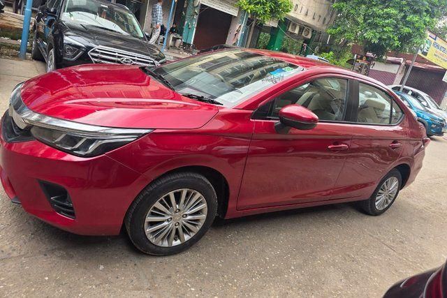Honda City V MT Second-hand 2022 Honda City V MT for sale in New Delhi