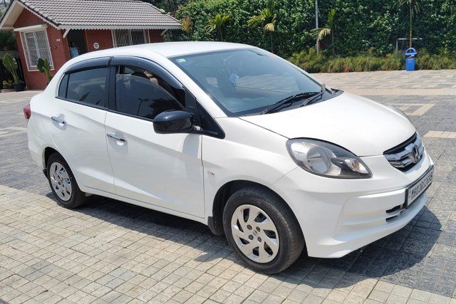 Honda Amaze EX i-Dtech Second-hand 2013 Honda Amaze EX i-Dtech for sale in Nashik