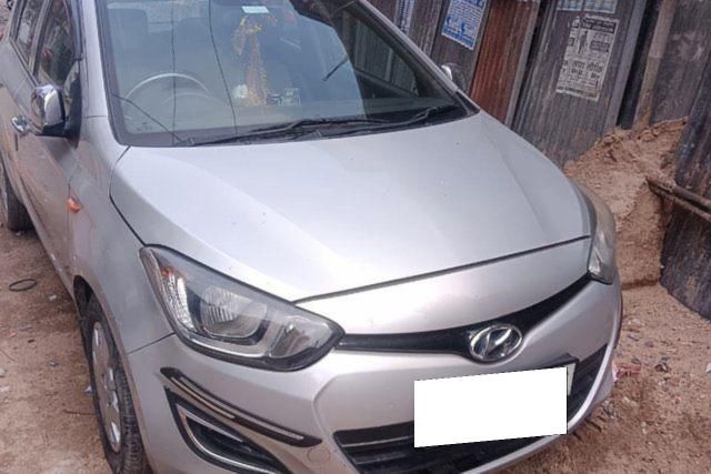 Hyundai i20 1.2 Magna Second-hand 2012 Hyundai i20 1.2 Magna for sale in Kolkata