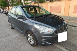 2 Used Ford Figo in Solapur
